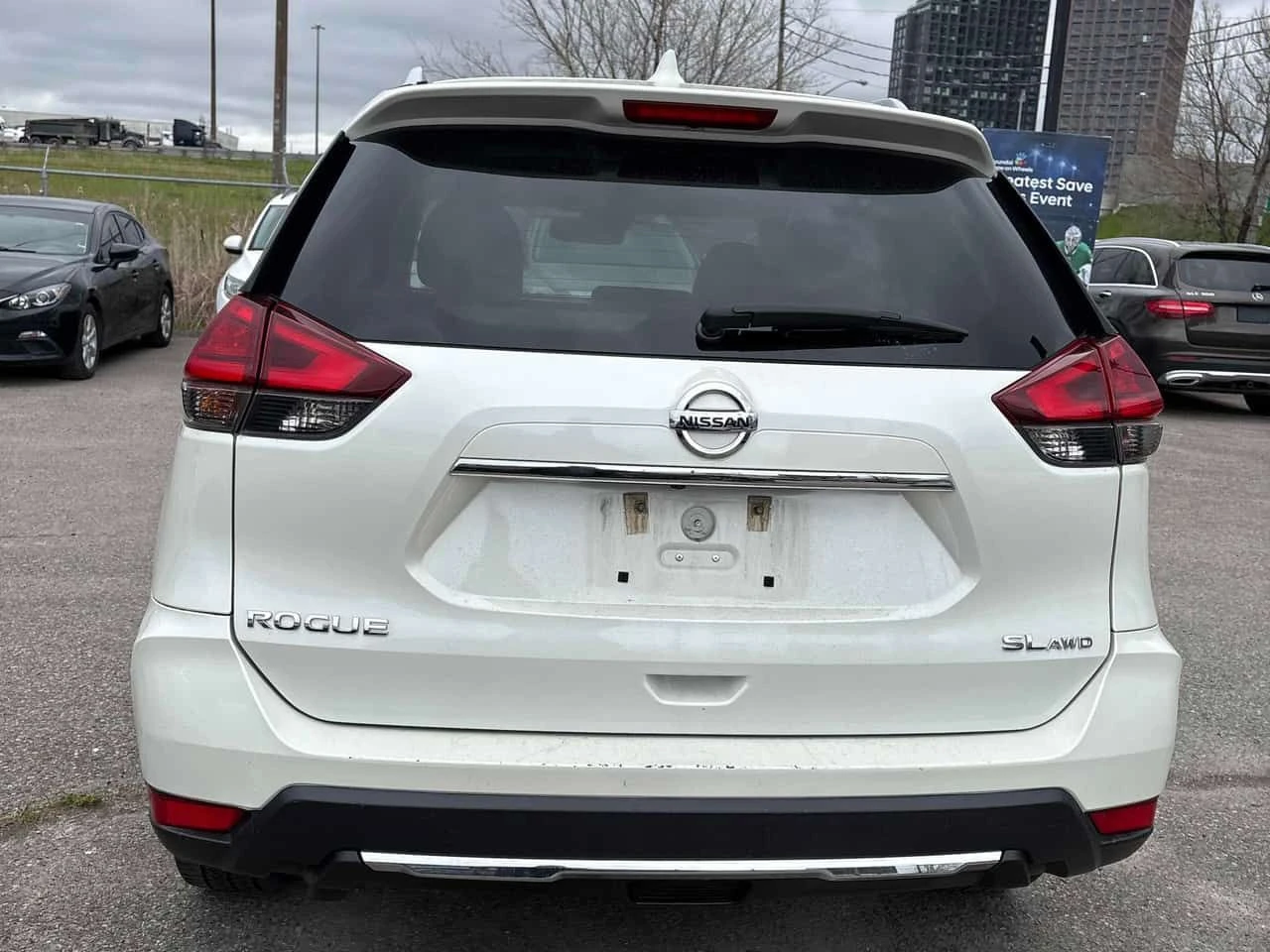 Nissan Rogue * AWD 4dr * CARFAX * ОПЦИЯ ЗА ФИНАНСИРАНЕ, снимка 4 - Автомобили и джипове - 55615102