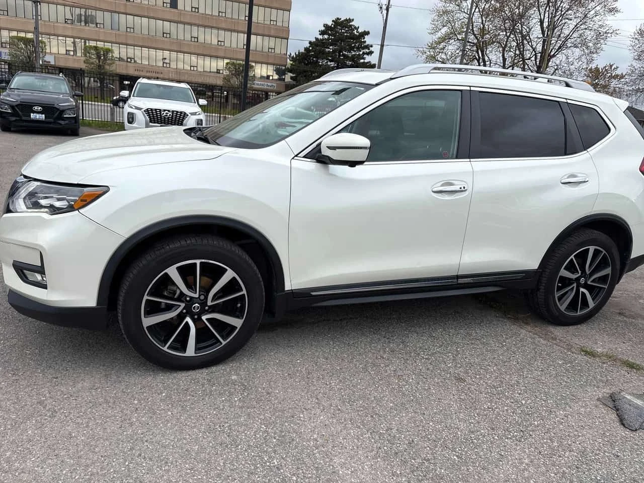 Nissan Rogue * AWD 4dr * CARFAX * ОПЦИЯ ЗА ФИНАНСИРАНЕ, снимка 2 - Автомобили и джипове - 55615102
