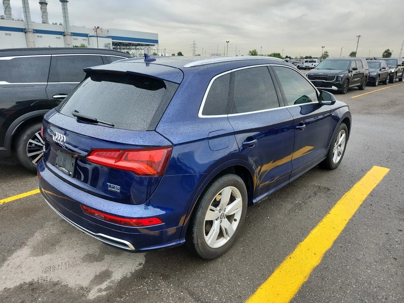 Audi Q5 * TECHNIK * CARFAX * ФИНАНСИРАНЕ, снимка 3 - Автомобили и джипове - 55932755
