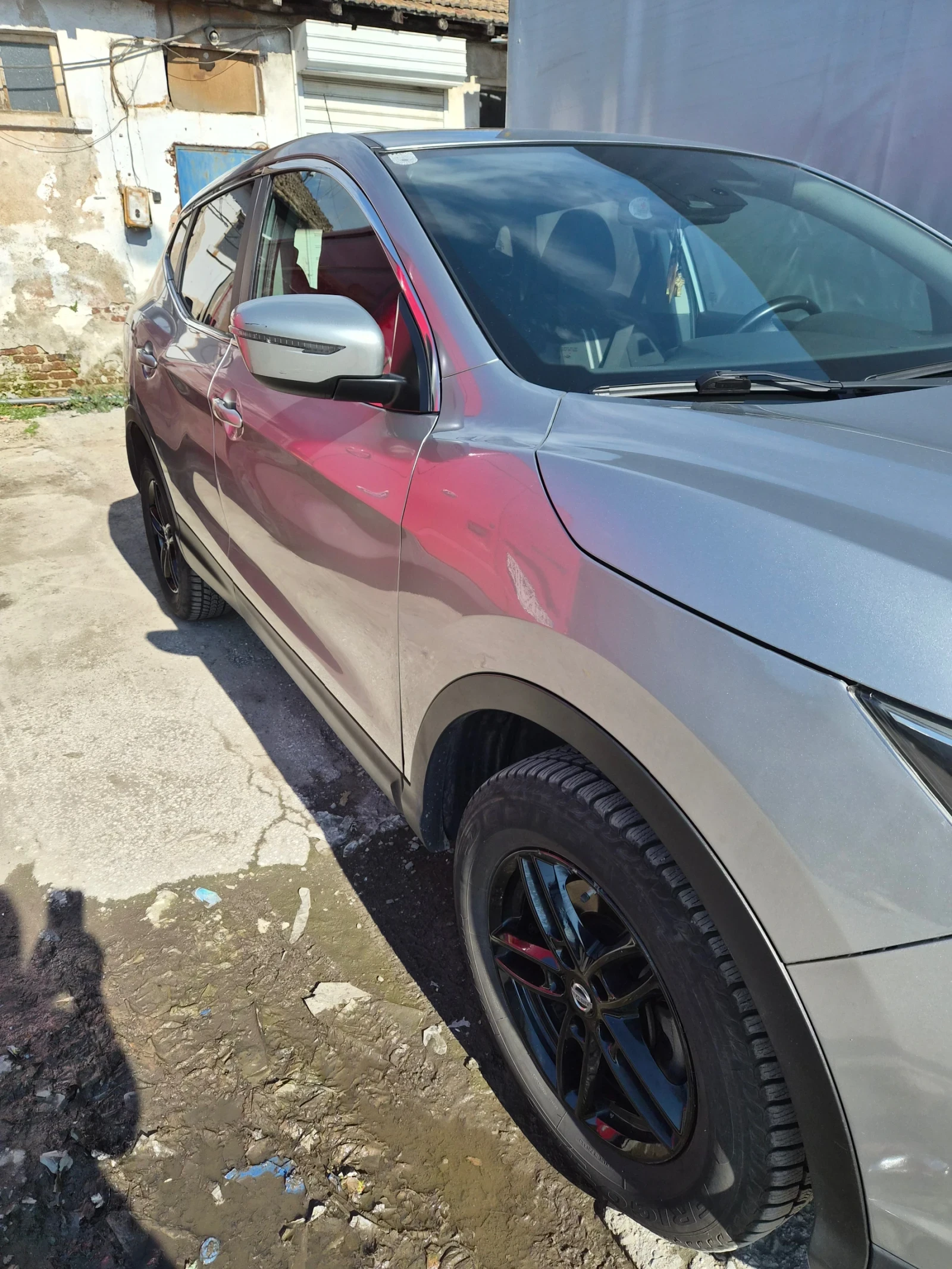 Nissan Qashqai 1.2 Бензин, снимка 3 - Автомобили и джипове - 56285868