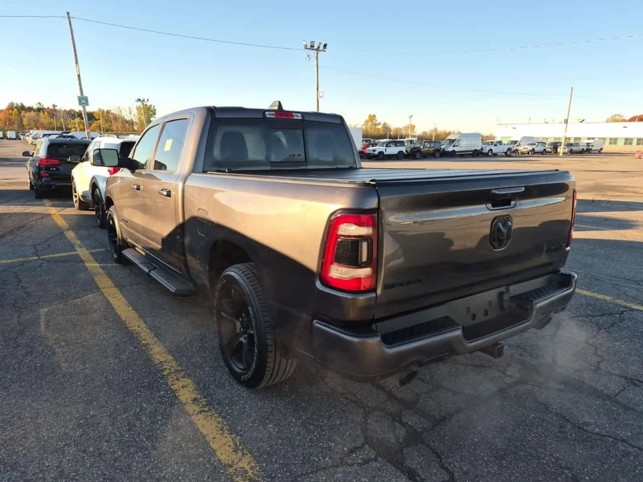 Dodge RAM 1500 SPORT CREW CAB STD BED * CARFAX * ����������� | Mobile.bg � ����������� 4