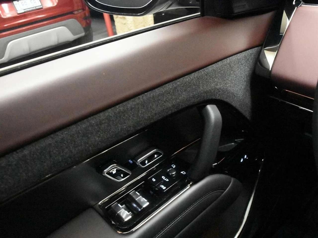 Land Rover Range Rover Sport, снимка 16 - Автомобили и джипове - 56705709