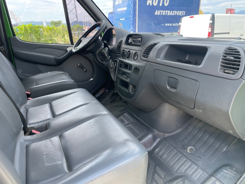 Mercedes-Benz Sprinter 411, снимка 11 - Бусове и автобуси - 46804890