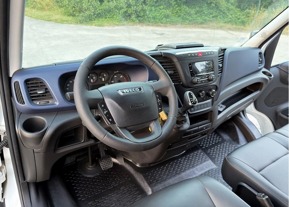 Iveco 35c18 HI-MATIC* ХЛАДИЛЕН-29* 3.70* БОРД+ ВРАТИ* ТОК* КЛИ, снимка 11 - Бусове и автобуси - 54693814