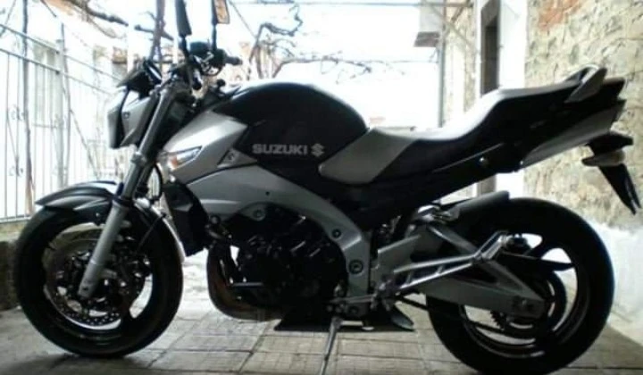 Suzuki Gsr, снимка 1 - Мотоциклети и мототехника - 47657226