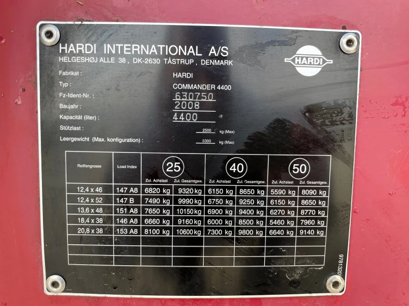 Пръскачка Hardi COMMANDER 4400, снимка 15 - Селскостопанска техника - 38709790