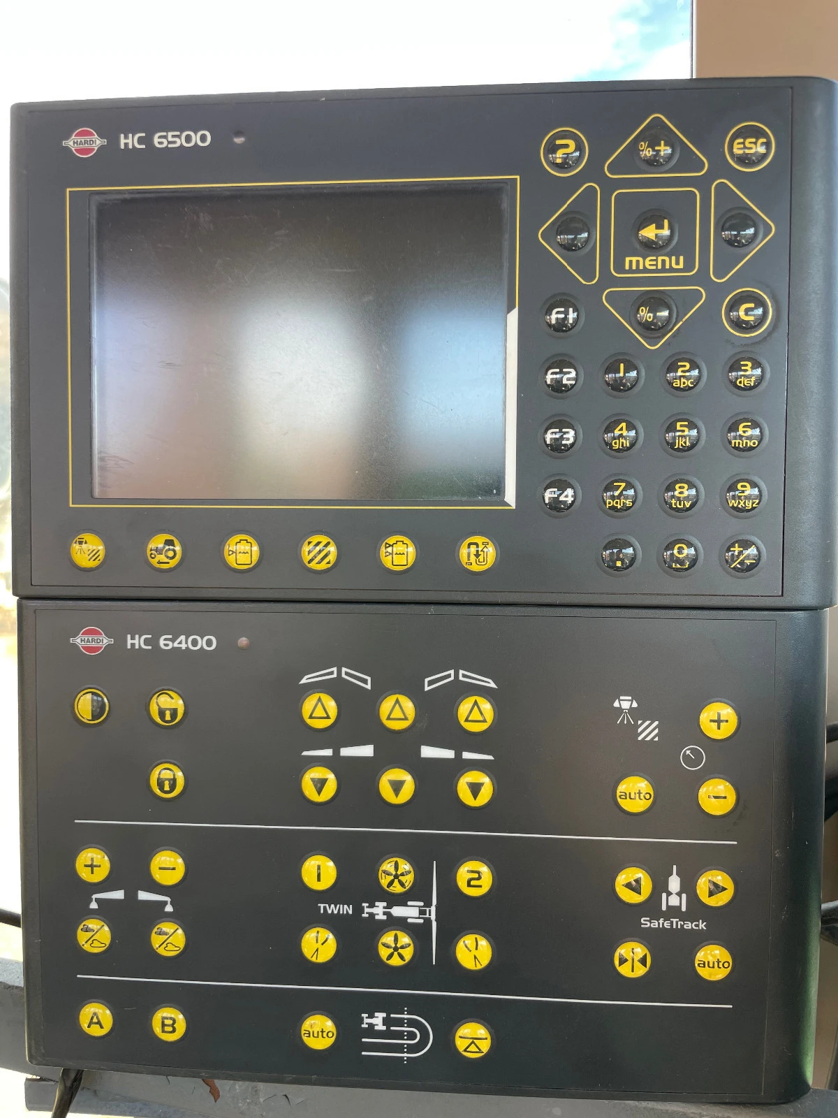 ��������� Hardi COMMANDER 4400 | Mobile.bg � ����������� 17