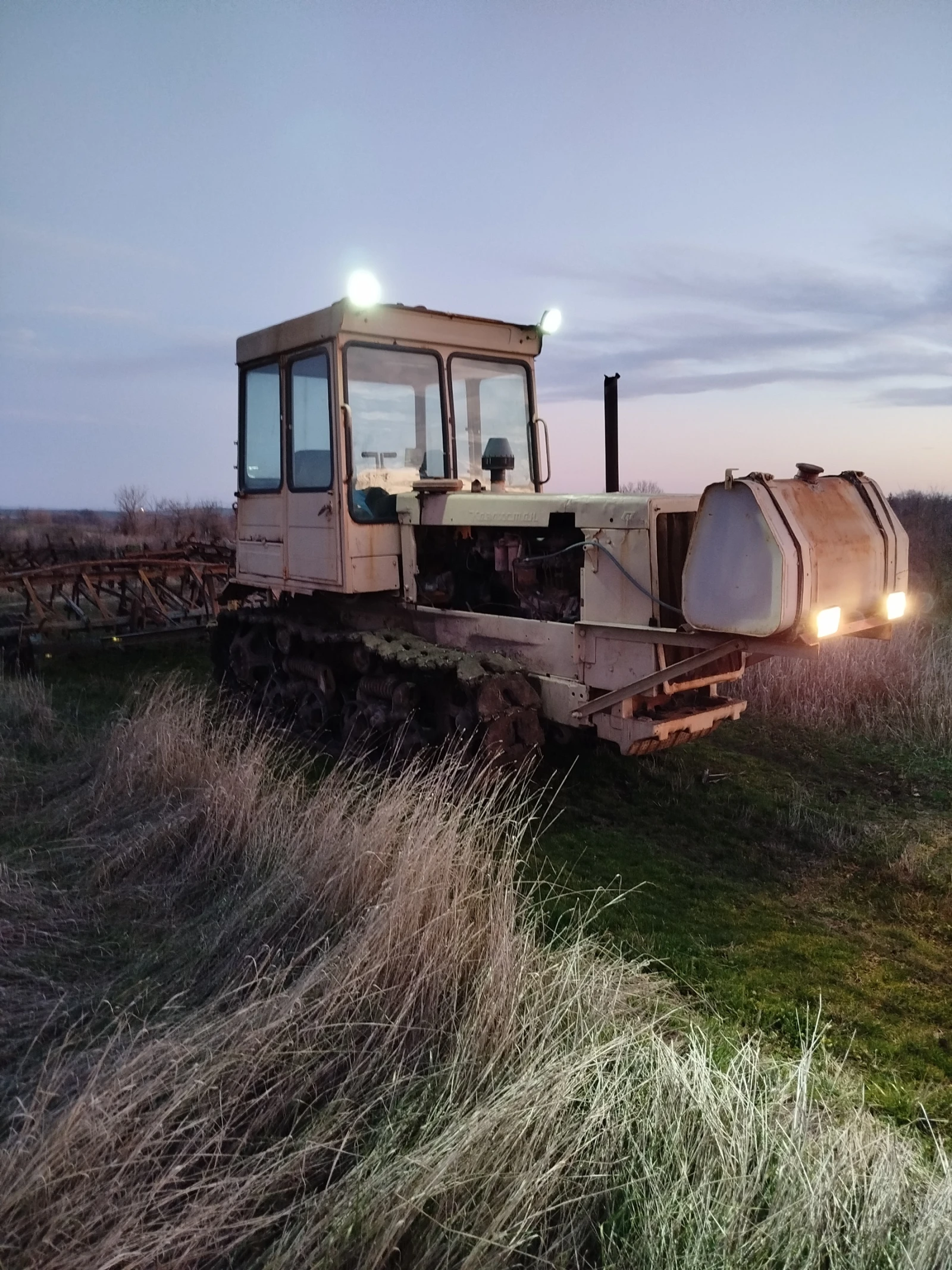 Трактор Друга марка ДТ-75 - изображение 3