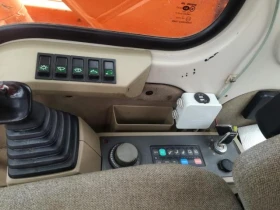 Багер DOOSAN Solar 140 LC-V, снимка 9