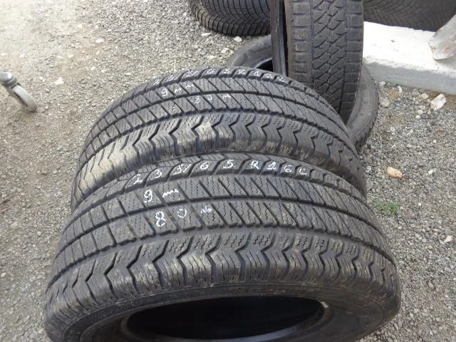 Гуми Зимни 235/65R16, снимка 11 - Гуми и джанти - 21435469