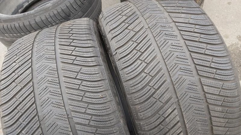 Гуми Зимни 285/35R20, снимка 2 - Гуми и джанти - 27409803