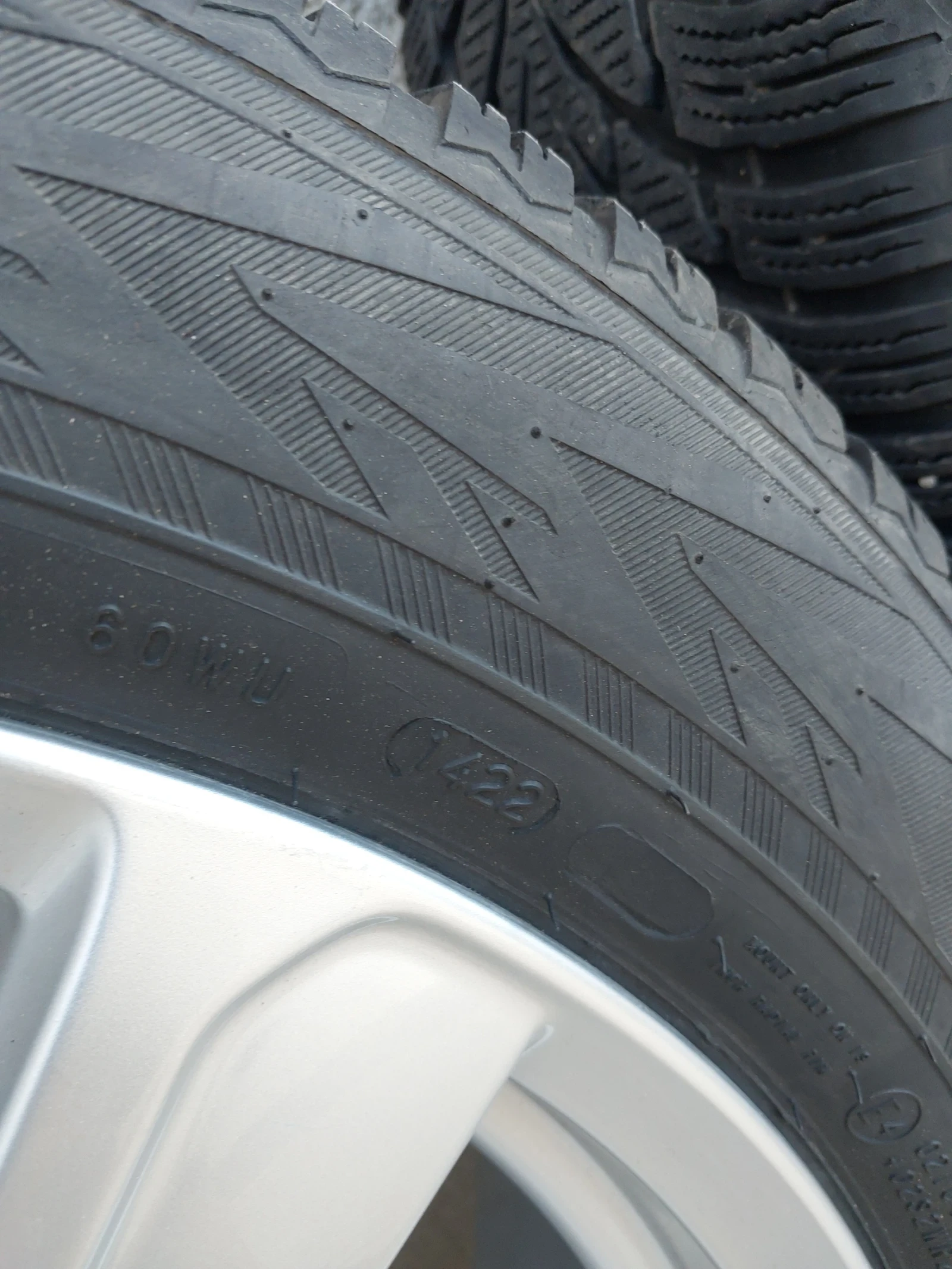    235/55R19  Volvo | Mobile.bg   6