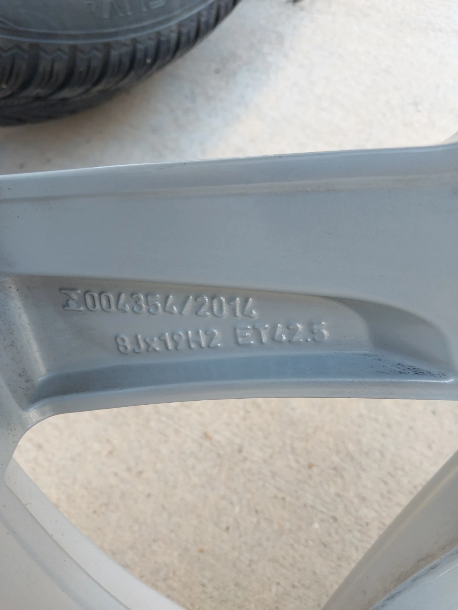    235/55R19  Volvo | Mobile.bg   5