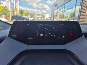 Toyota Prius 2.0 Plug-In Hybrid , снимка 15