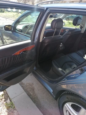 Mercedes-Benz E 320, снимка 5