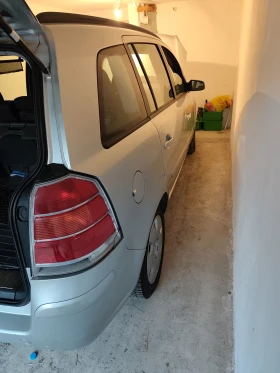 Opel Zafira B, снимка 2