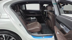 BMW 740 Li* XDRIVE* MSPORT* DISTRONIC* 360* МАСАЖИ* ОБДУХ*, снимка 10