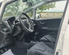 Honda Jazz 1.3 БЕНЗИН 99 К.С. ПАНОРАМА! БЕЗ АНАЛОГ!!!, снимка 8