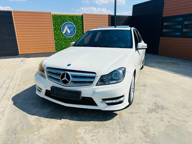 Mercedes-Benz C 300 3.0i/V6/4-matic/AMG-пакет, снимка 1 - Автомобили и джипове - 39743333