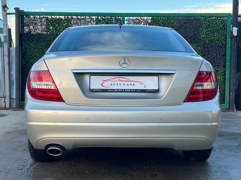 Mercedes-Benz C 220 FACELIFT/XENON/LED/NAVI/СОБСТВЕН ЛИЗИНГ, снимка 5 - Автомобили и джипове - 43686015