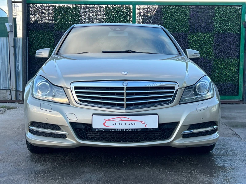 Mercedes-Benz C 220 FACELIFT/XENON/LED/NAVI/СОБСТВЕН ЛИЗИНГ, снимка 1 - Автомобили и джипове - 43686015