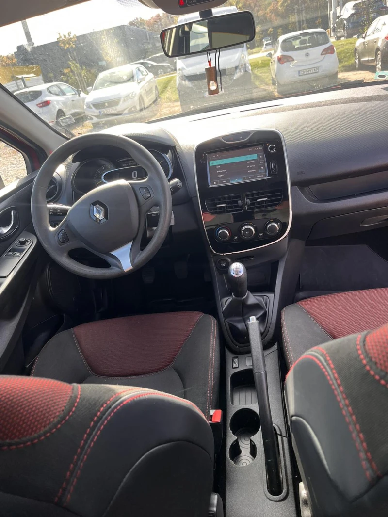 Renault Clio 1.5 dci, снимка 7 - Автомобили и джипове - 47579679