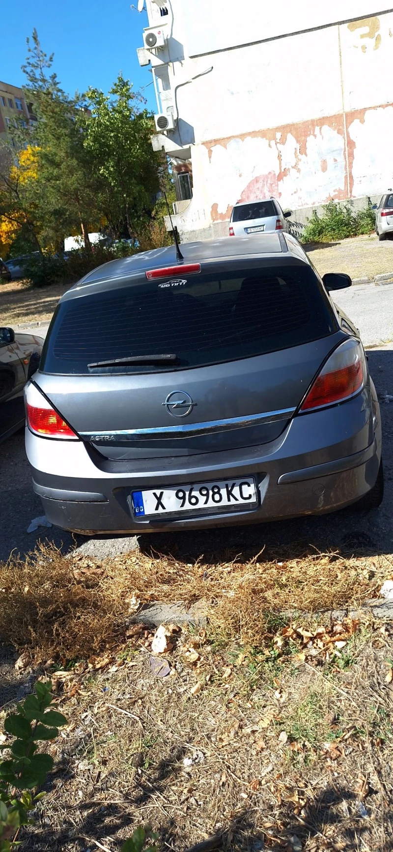 Opel Astra, снимка 6 - Автомобили и джипове - 47610356