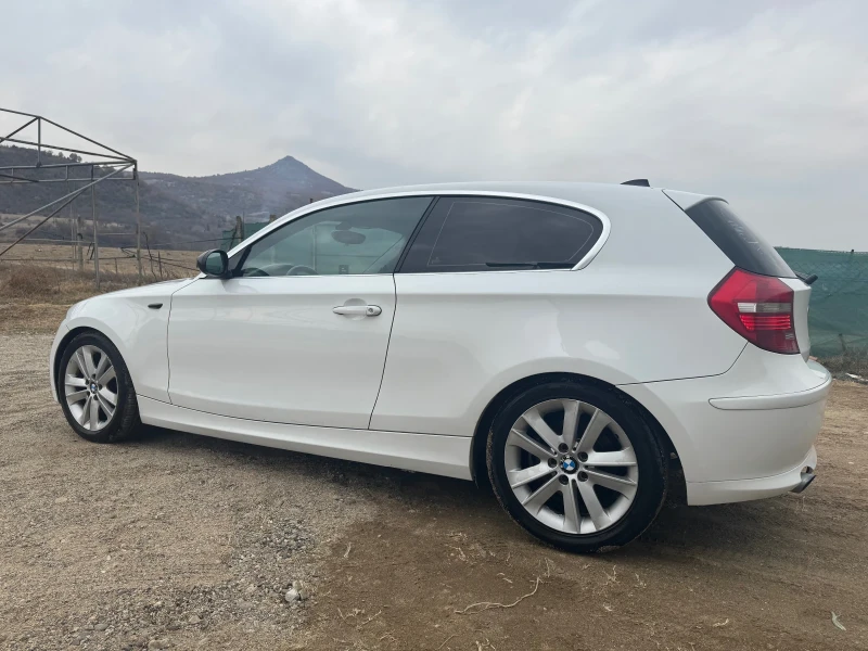 BMW 120 2.0, снимка 4 - Автомобили и джипове - 48140753