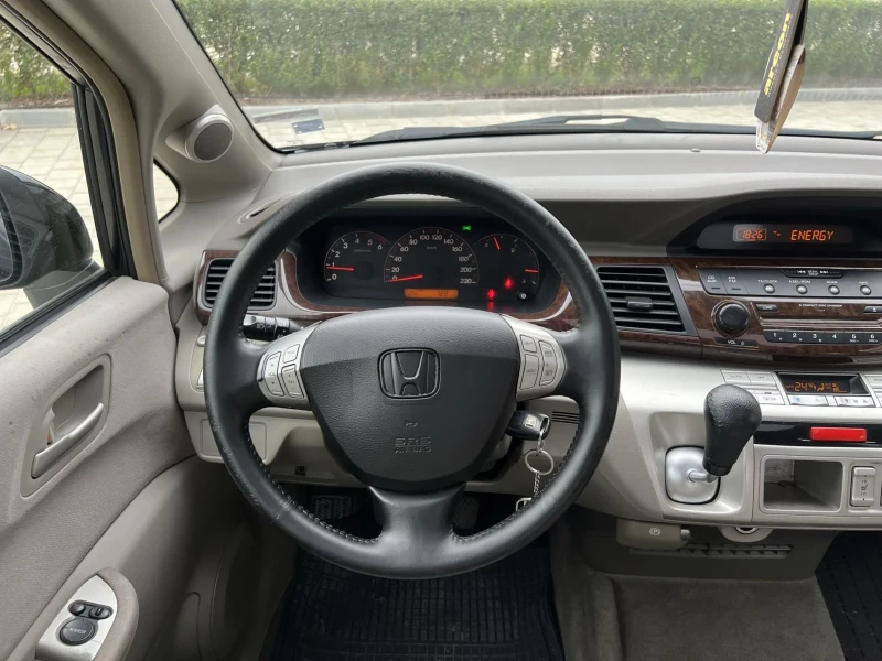 Honda Fr-v Fr-v, снимка 8 - Автомобили и джипове - 48170802