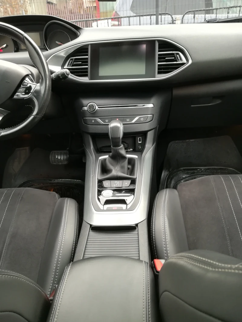 Peugeot 308 2.0 HDI, снимка 5 - Автомобили и джипове - 48240181