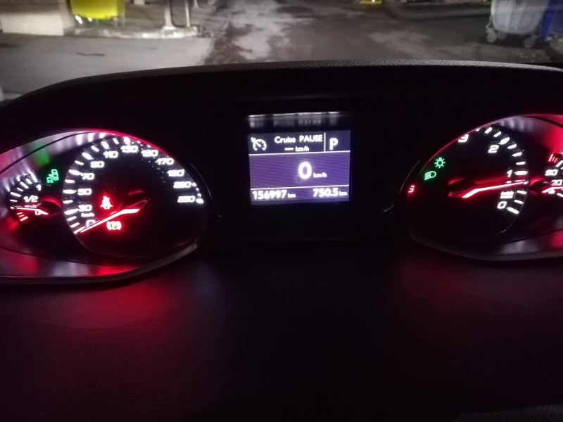 Peugeot 308 2.0 HDI, снимка 13 - Автомобили и джипове - 48240181