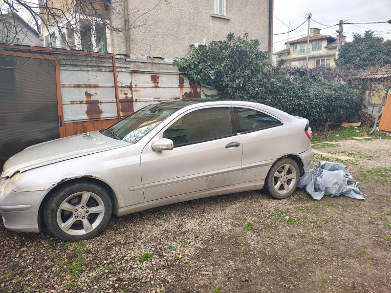 Mercedes-Benz C 180, снимка 5 - Автомобили и джипове - 48994926