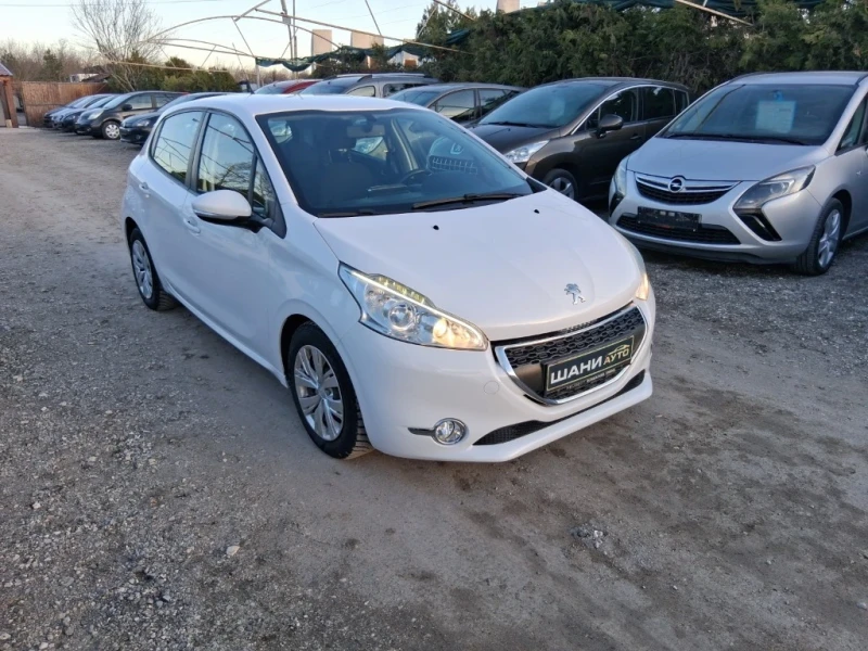 Peugeot 208, снимка 2 - Автомобили и джипове - 49435986