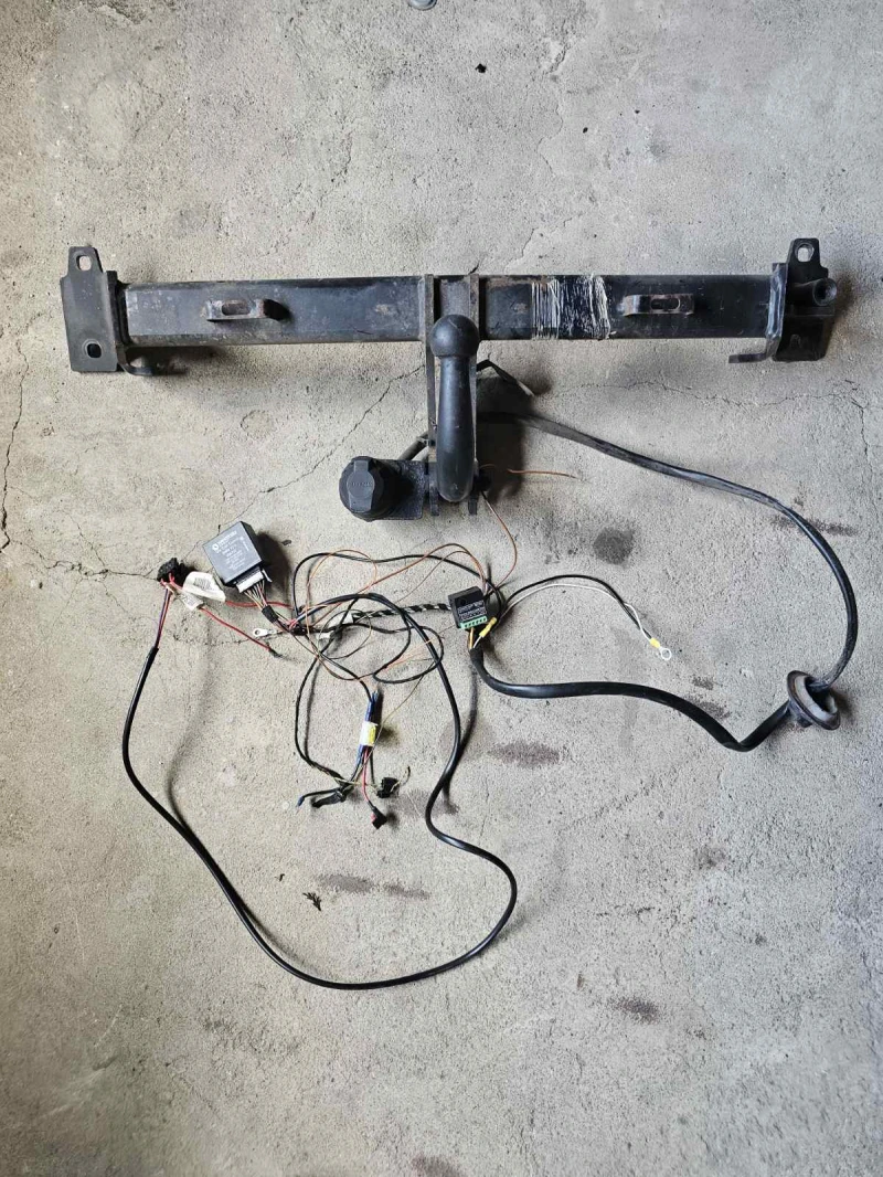 BMW 520 Нави, теглич, снимка 12 - Автомобили и джипове - 52507153