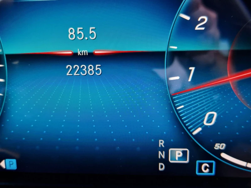 Mercedes-Benz E 350 4matik, 22000км!!!, снимка 17 - Автомобили и джипове - 52263171