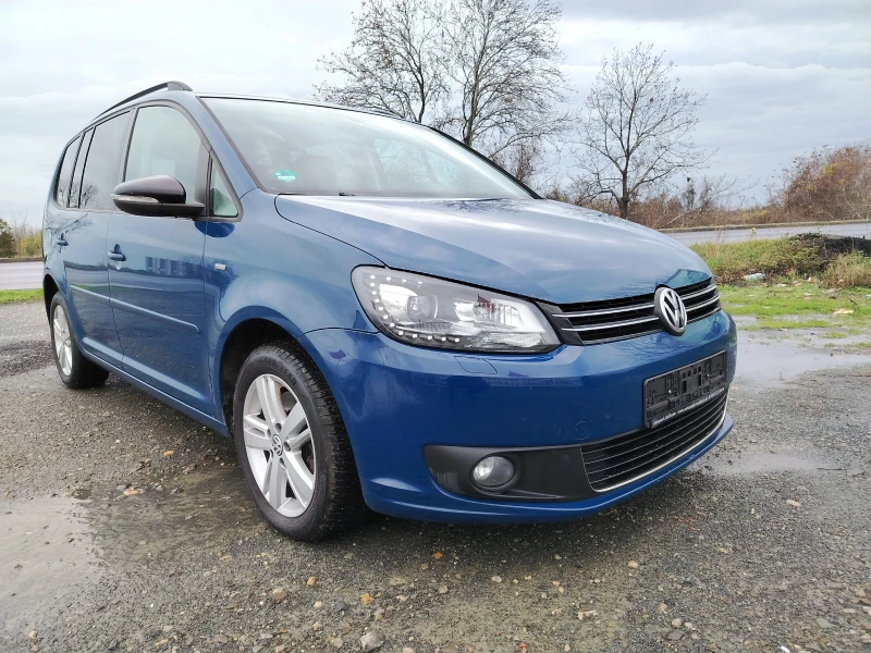 VW Touran 2.0-140 КС НАВИ/АВТОМАТИК/ПАНОРАМА/ЕВРО5, снимка 3 - Автомобили и джипове - 52565064