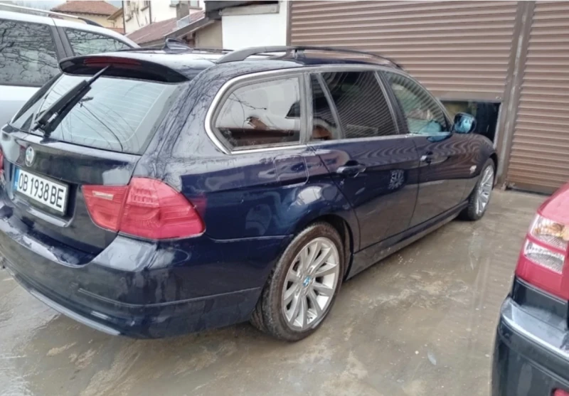 BMW 330, снимка 2 - Автомобили и джипове - 52678021