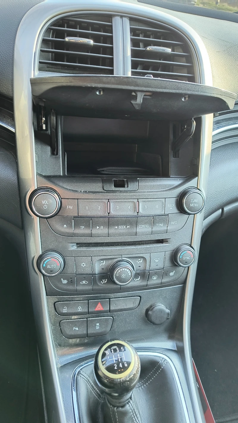 Chevrolet Malibu LTZ, снимка 15 - Автомобили и джипове - 52856646