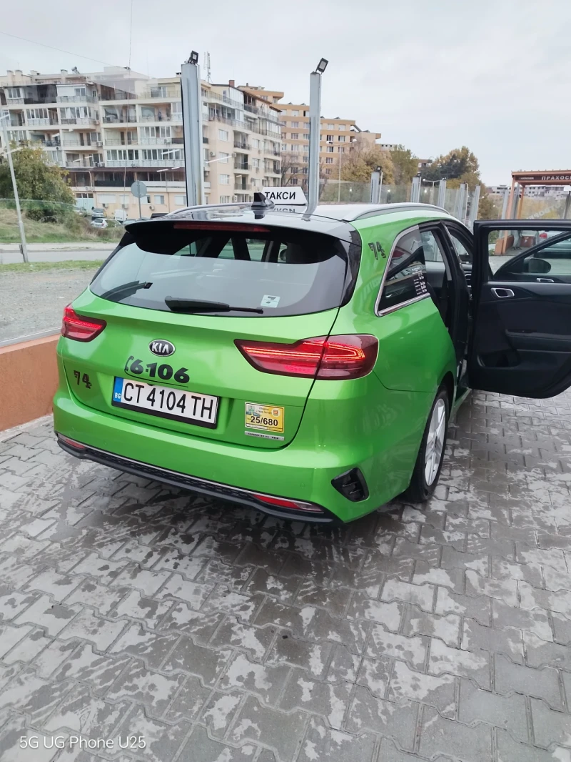 Kia Ceed Tourer hybrid, снимка 6 - Автомобили и джипове - 53185543