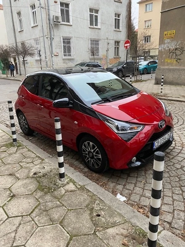 Toyota Aygo, снимка 2 - Автомобили и джипове - 48992561