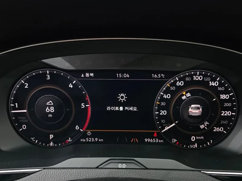 VW Passat 2.0 TDI, снимка 8 - Автомобили и джипове - 54299782