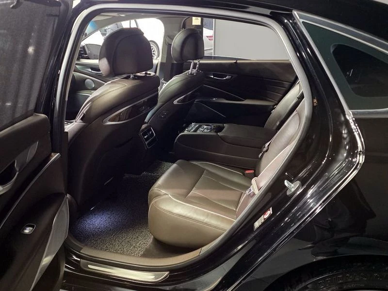 Kia K9 3.8 Automatic, снимка 16 - Автомобили и джипове - 55586604