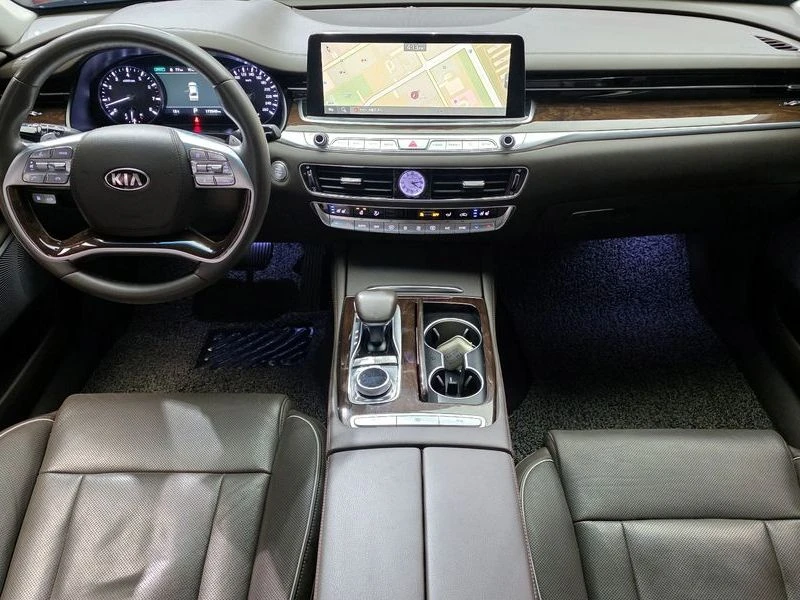Kia K9 3.8 Automatic, снимка 10 - Автомобили и джипове - 55586604