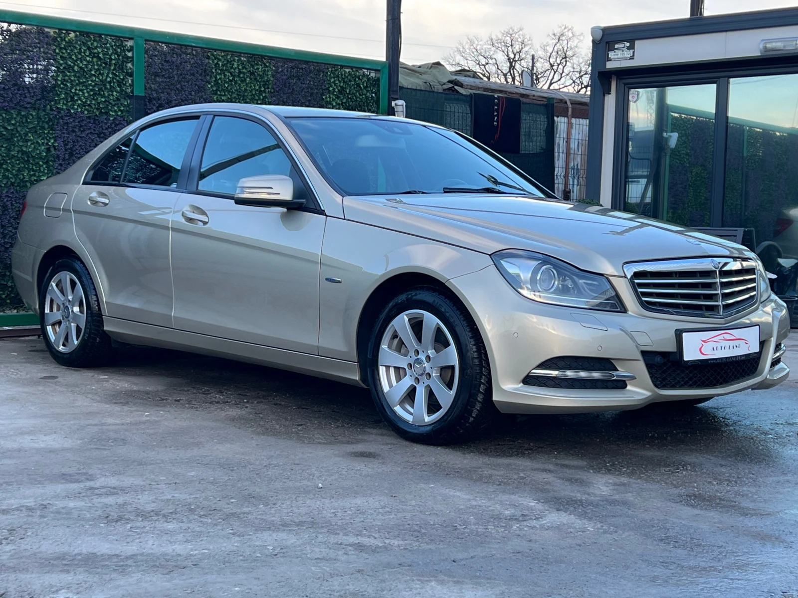 Mercedes-Benz C 220 FACELIFT/XENON/LED/NAVI/СОБСТВЕН ЛИЗИНГ - изображение 2