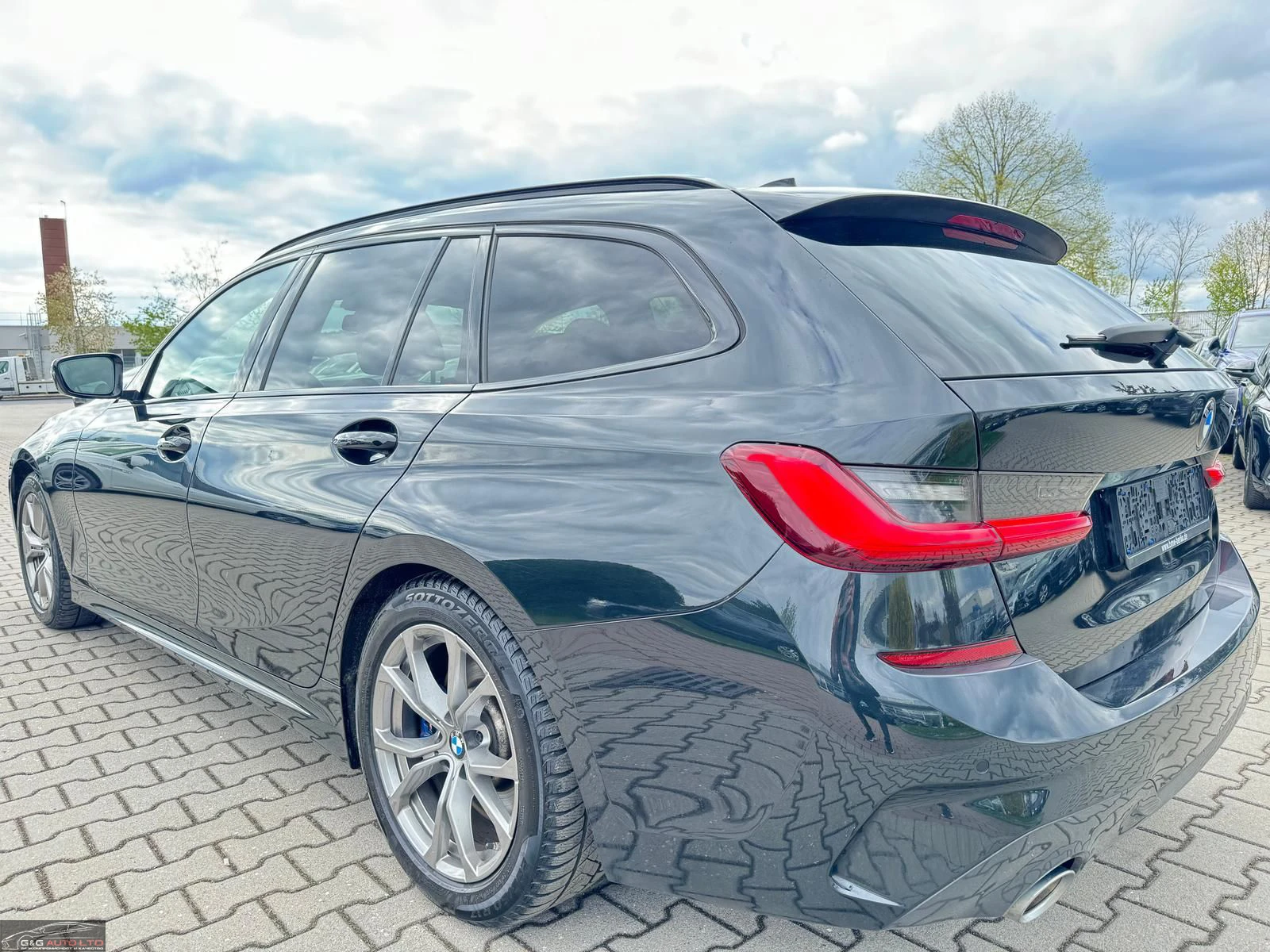 BMW 320 M-SPORTPAKET/HUD/NAVI/AMBI/PDC/LED/190HP/117f - изображение 3