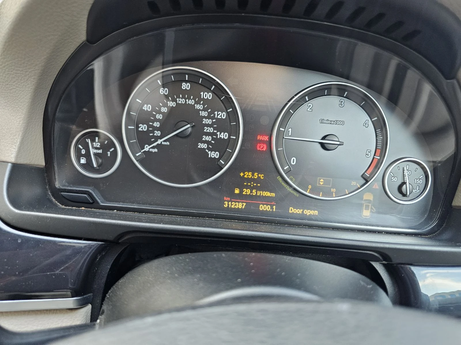 BMW 520 Нави, теглич - изображение 10