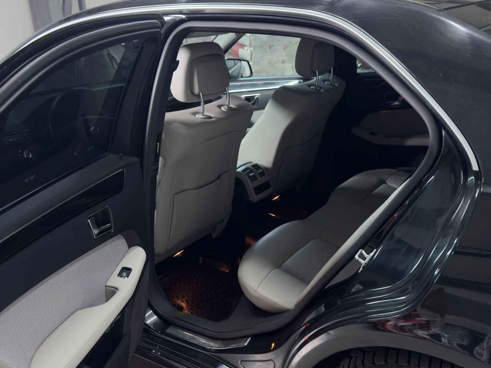 Mercedes-Benz E 250  - изображение 8