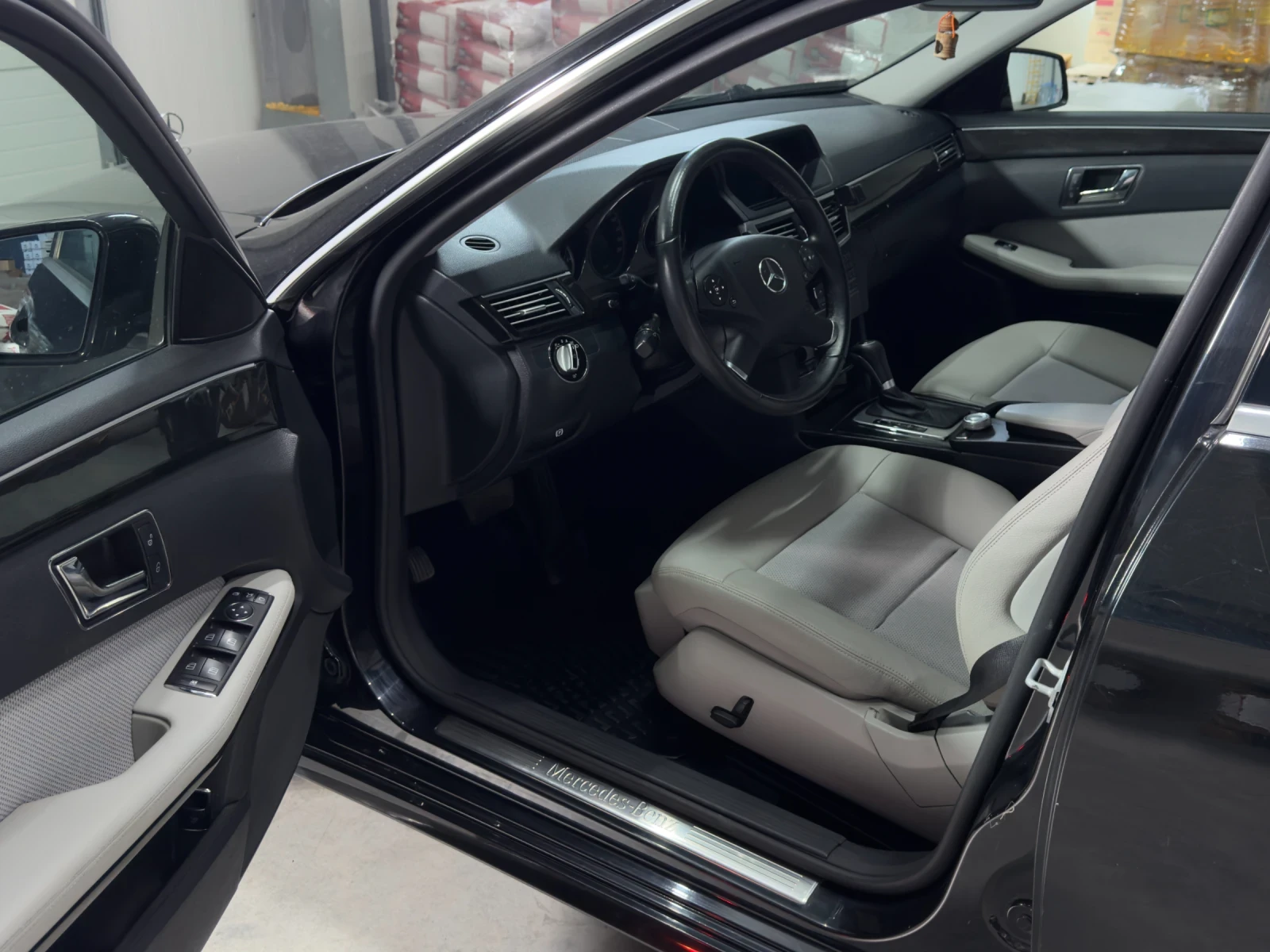 Mercedes-Benz E 250  - изображение 9