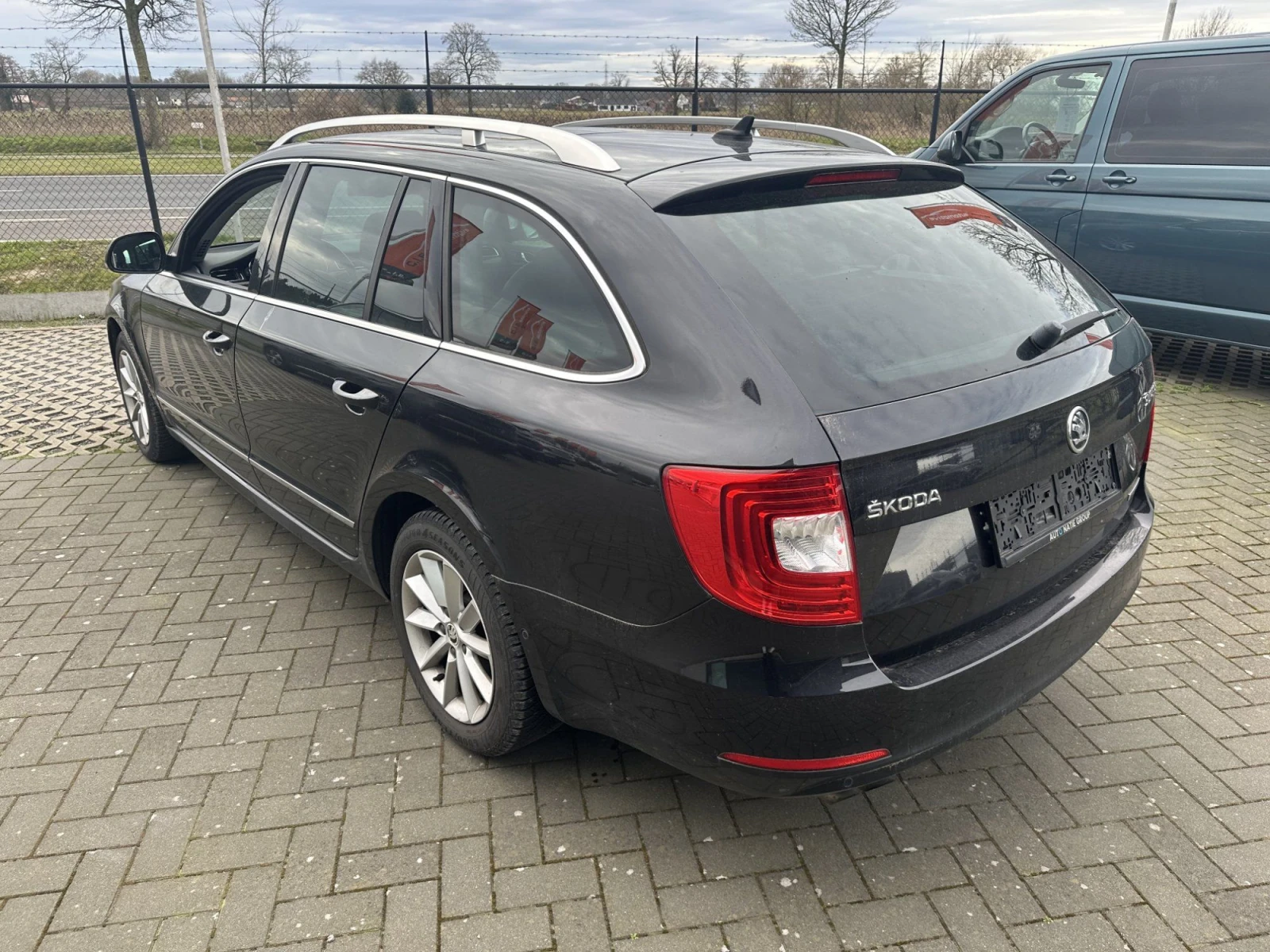 Skoda Superb  - изображение 4