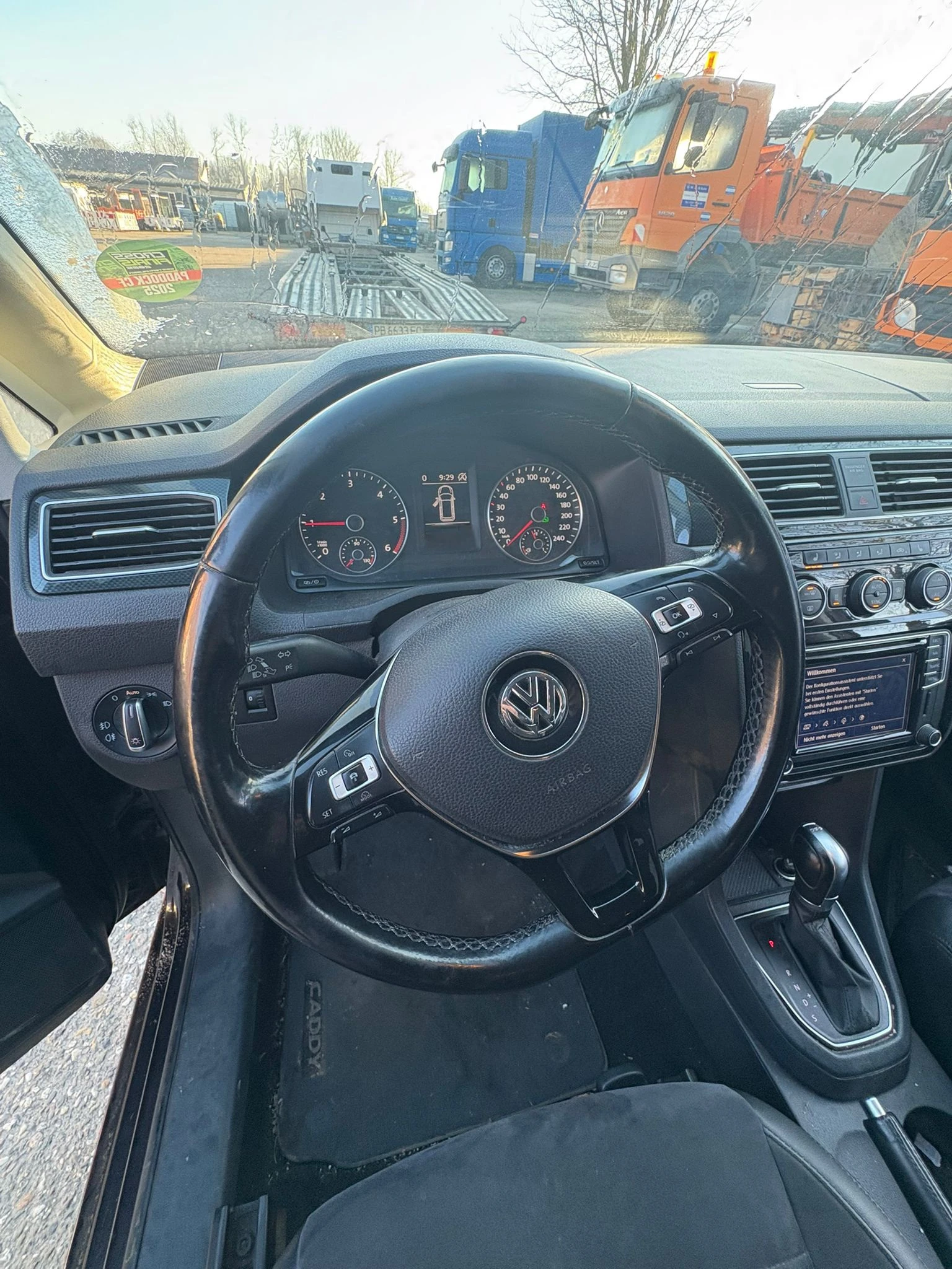 VW Caddy 2.0TDI DSG 150кс - изображение 7